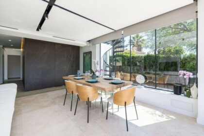 ea0525b144f72890b5236edc73d1208b - 15