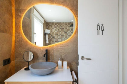 ea0525b144f72890b5236edc73d1208b - 23