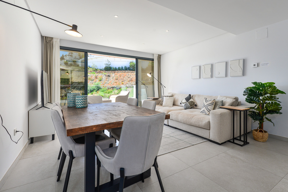 ea34739b58e395a1e704d88956d1b293 - 18