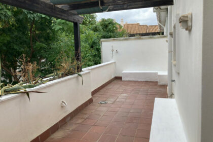 ecc8bf9cde5478c82c03d8844cc9e2f0 - 13