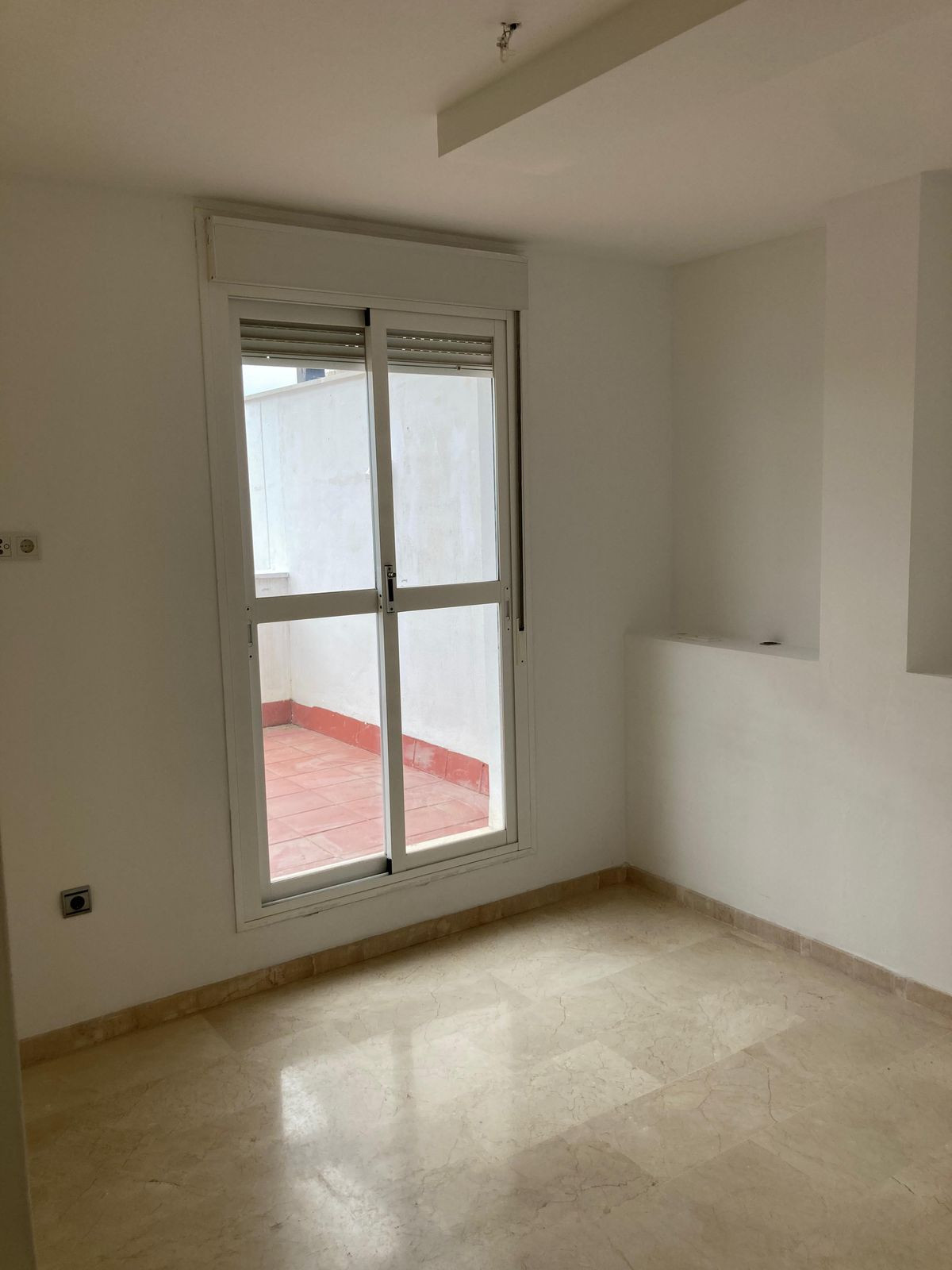 ecc8bf9cde5478c82c03d8844cc9e2f0 - 15