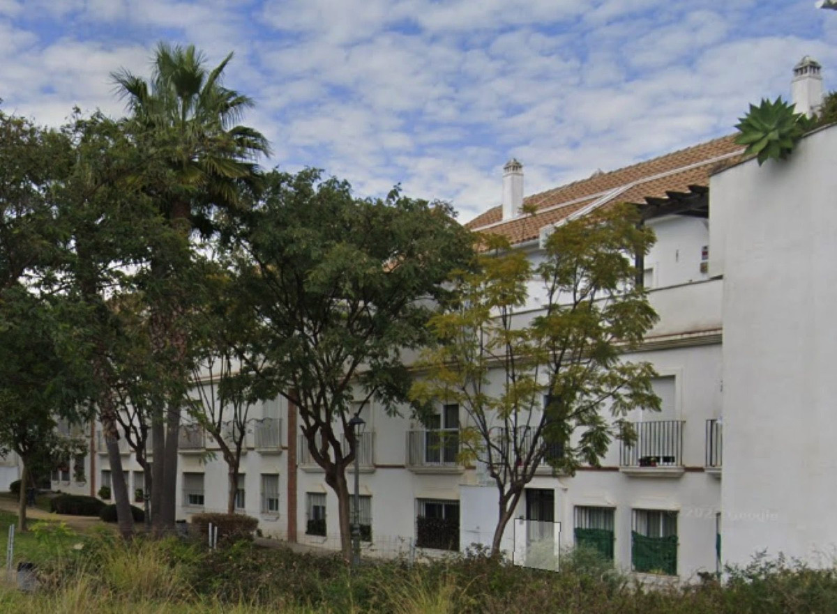 ecc8bf9cde5478c82c03d8844cc9e2f0 - 2