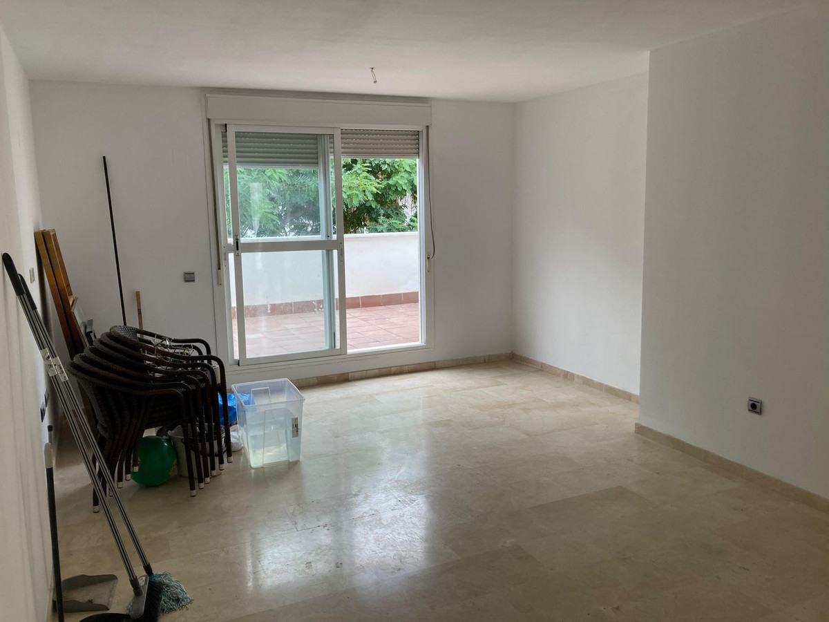 ecc8bf9cde5478c82c03d8844cc9e2f0 - 20