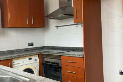 ecc8bf9cde5478c82c03d8844cc9e2f0 - 27