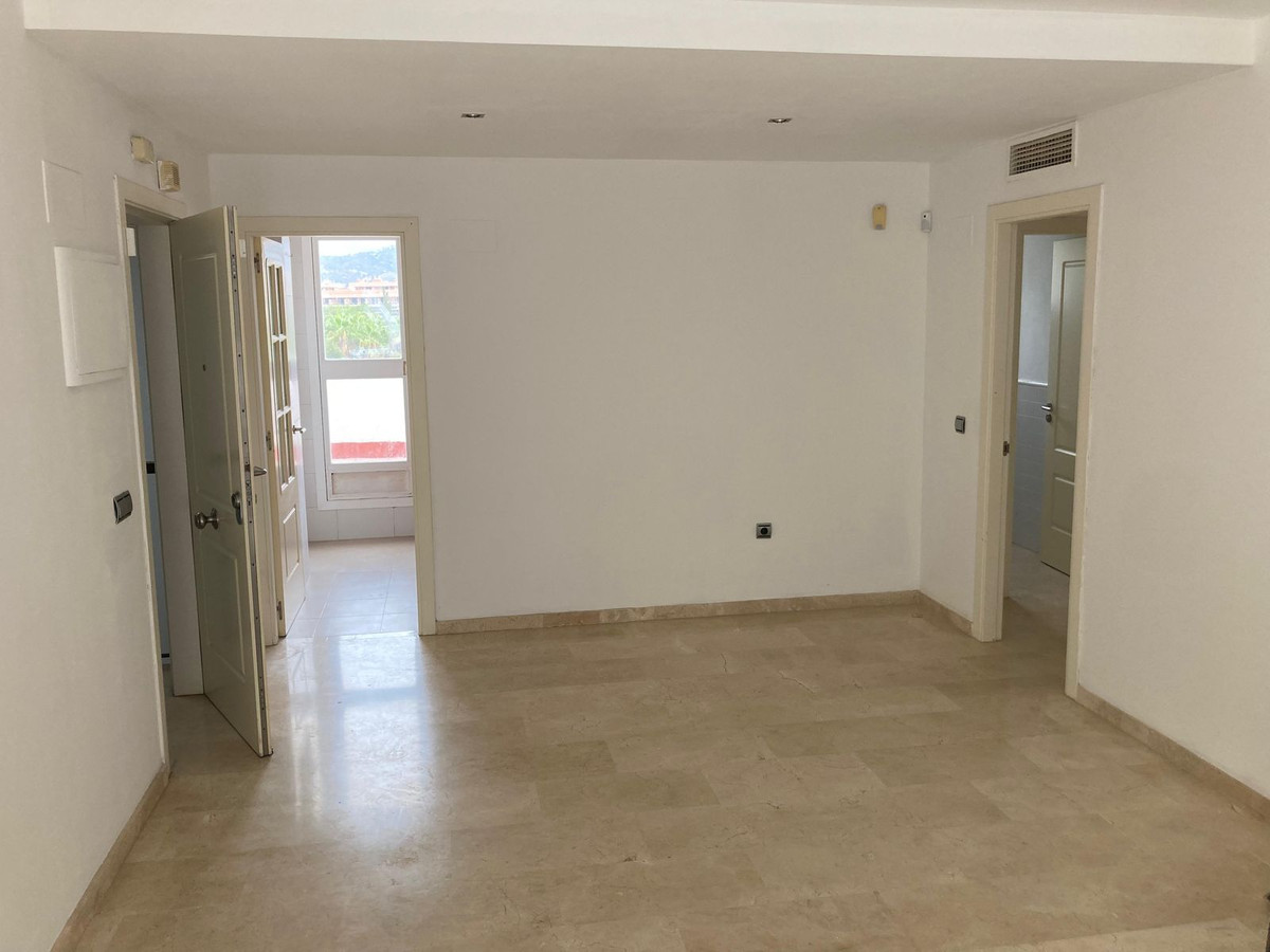 ecc8bf9cde5478c82c03d8844cc9e2f0 - 29