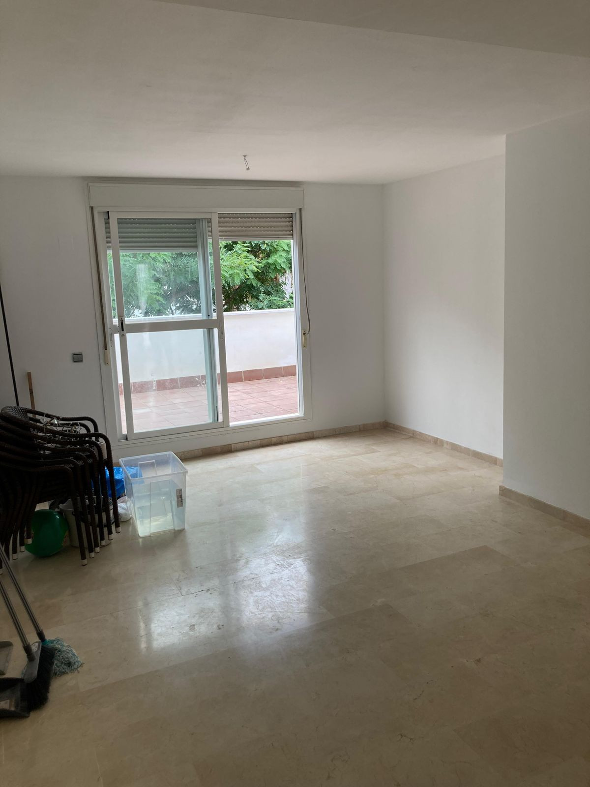 ecc8bf9cde5478c82c03d8844cc9e2f0 - 31