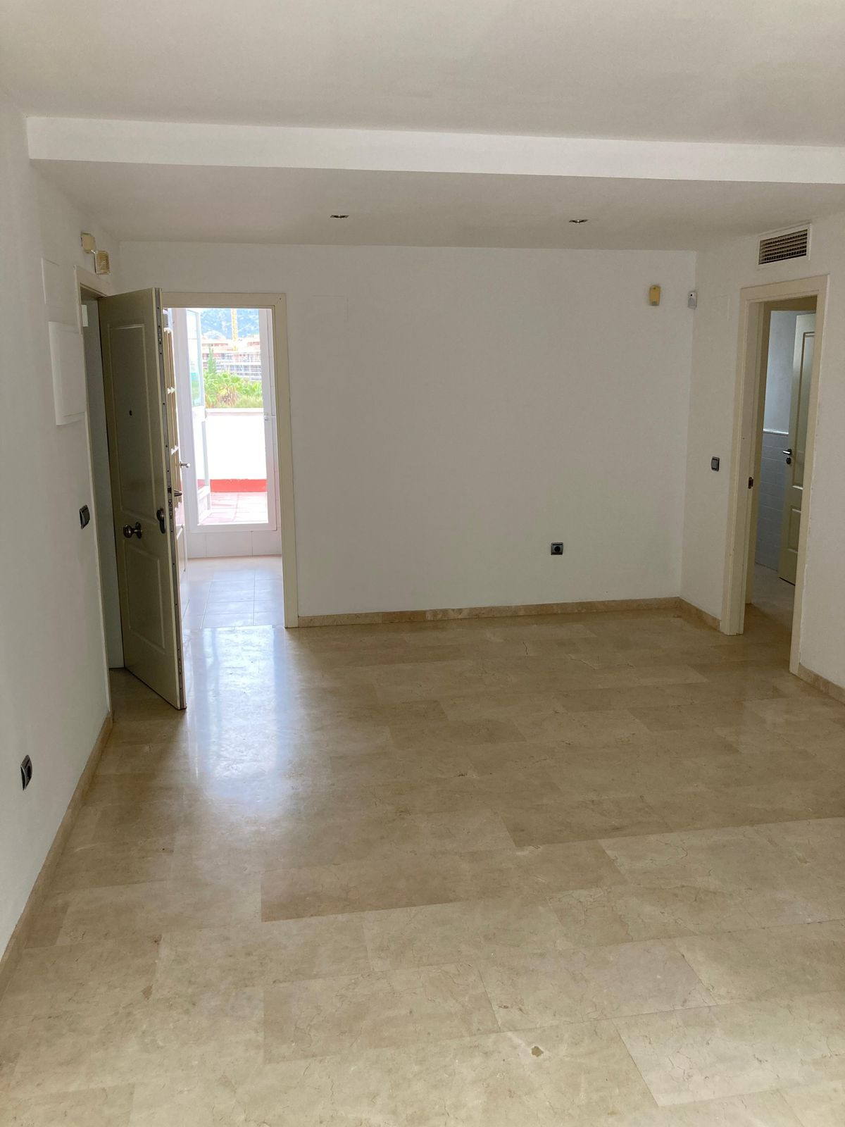 ecc8bf9cde5478c82c03d8844cc9e2f0 - 34