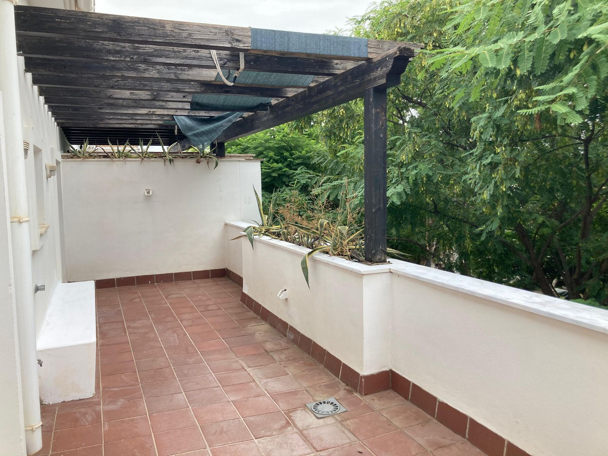 ecc8bf9cde5478c82c03d8844cc9e2f0 - 36