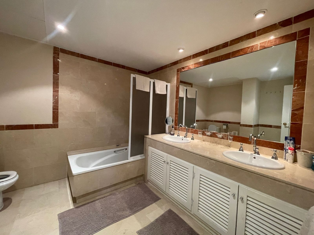 edc822dbd592562797ee9a05ad49faad - 19