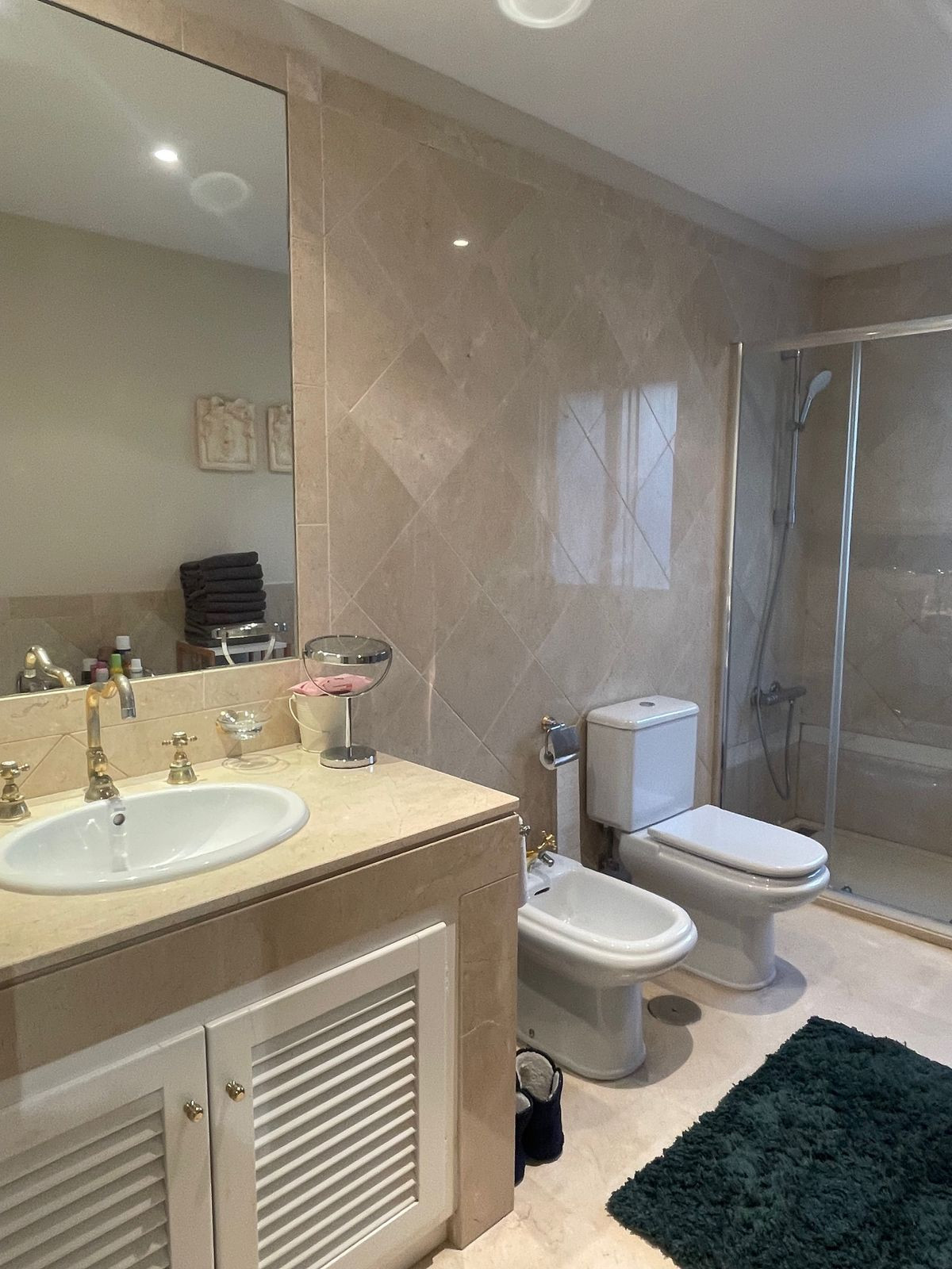 edc822dbd592562797ee9a05ad49faad - 20