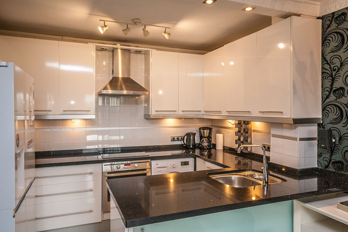 ee2cea54a4a42f4ff288044463bdd4b3 - 4