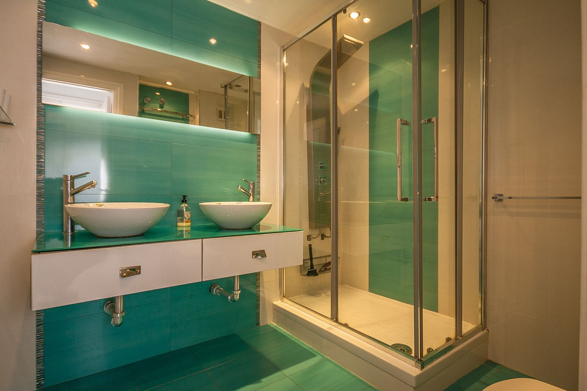 ee2cea54a4a42f4ff288044463bdd4b3 - 6