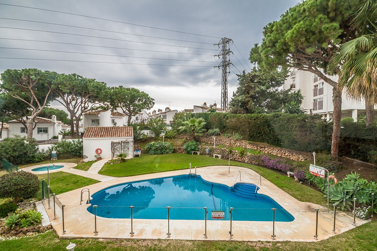 ee2cea54a4a42f4ff288044463bdd4b3 - 9