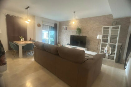 ee42404a4829feb5a473d35b7a14b1f8 - 2