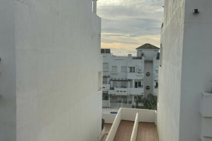 ee42404a4829feb5a473d35b7a14b1f8 - 20