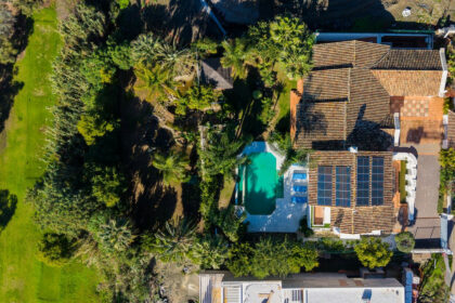 ee717384a270a0e79ece741522676d51 - 1