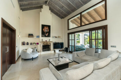 ee717384a270a0e79ece741522676d51 - 14