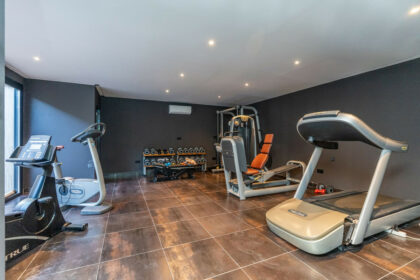 ee717384a270a0e79ece741522676d51 - 32