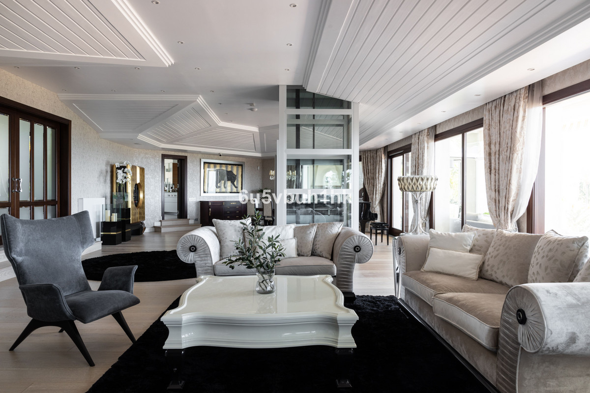 ef3014d36e9199b53c6188195d5b49eb - 10