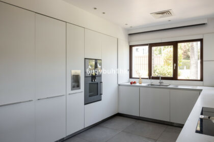 ef3014d36e9199b53c6188195d5b49eb - 11