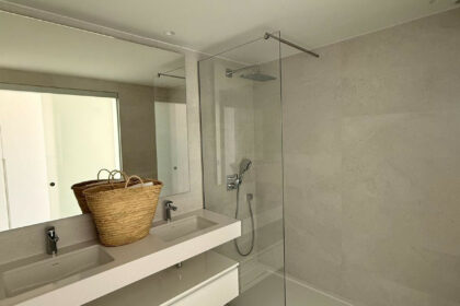 ef656729b95bfe73278f4fa449318e98 - 18