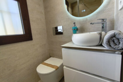 efd96e49b7b3a7fe480b44310724067f - 30