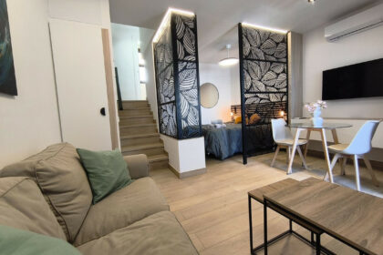 efd96e49b7b3a7fe480b44310724067f - 7