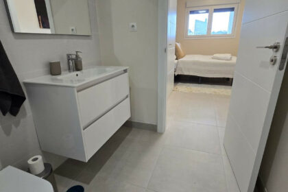 f08c167a9b9e7b811566920937057273 - 12