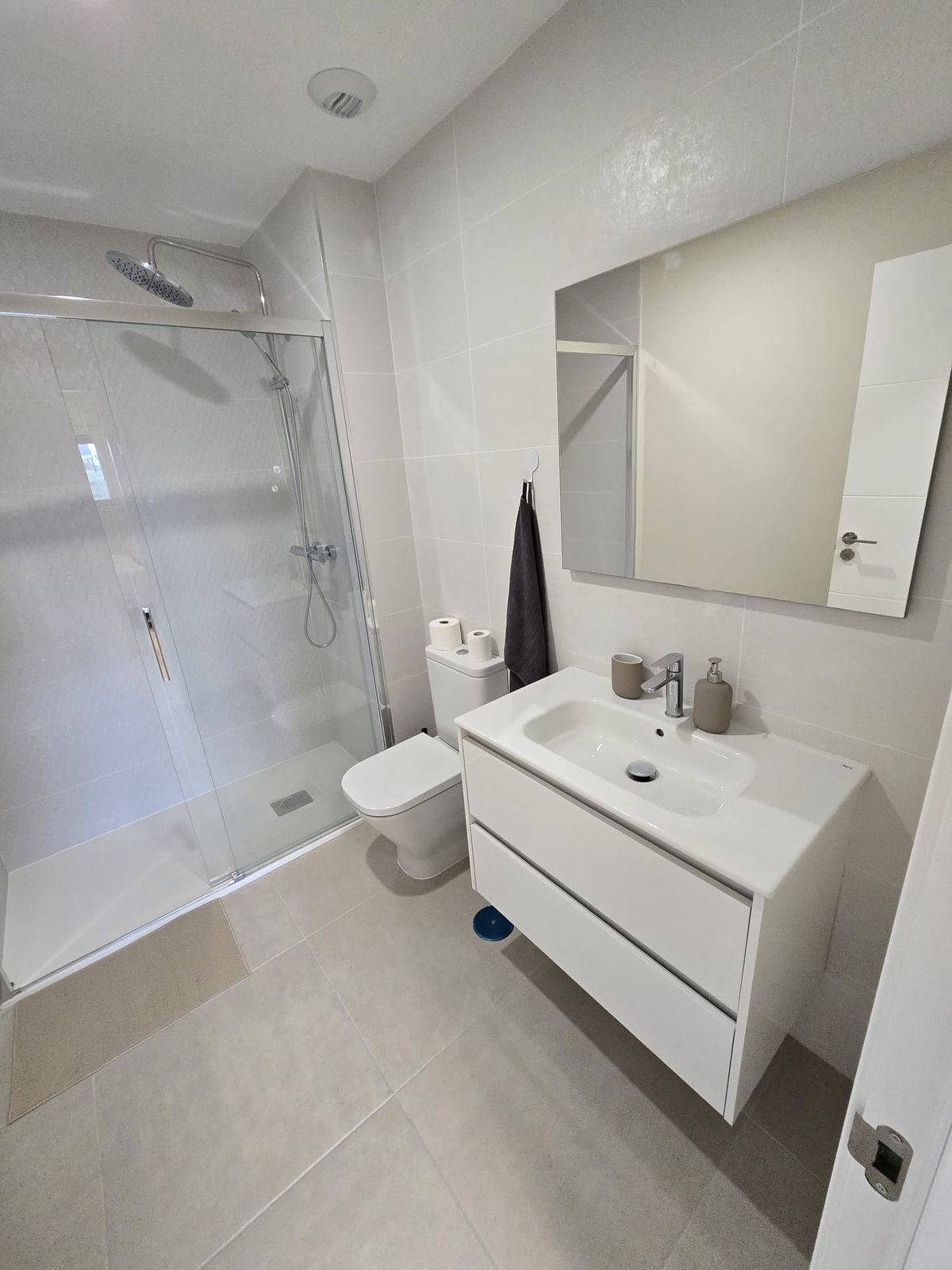 f08c167a9b9e7b811566920937057273 - 15