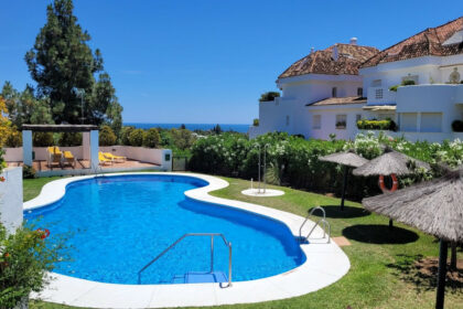 f21917bf852672cbfc6cba2609713e1f - 15