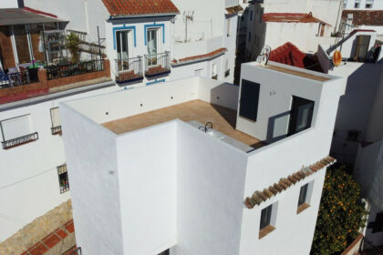 f3a18672a06b5ae932090ab7f42de5a9 - 32