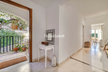 f683a06ed5b428dd2e0f5257f7b0e6d5 - 25