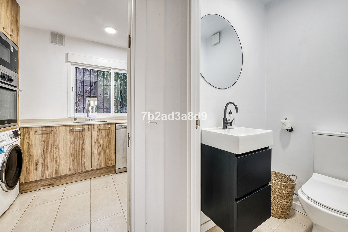 f683a06ed5b428dd2e0f5257f7b0e6d5 - 8