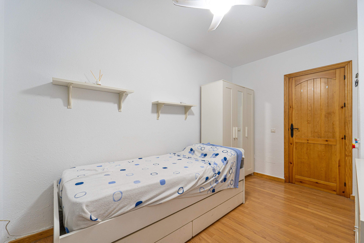 f7c75d3330c36644da71d32ea69a6ca9 - 18