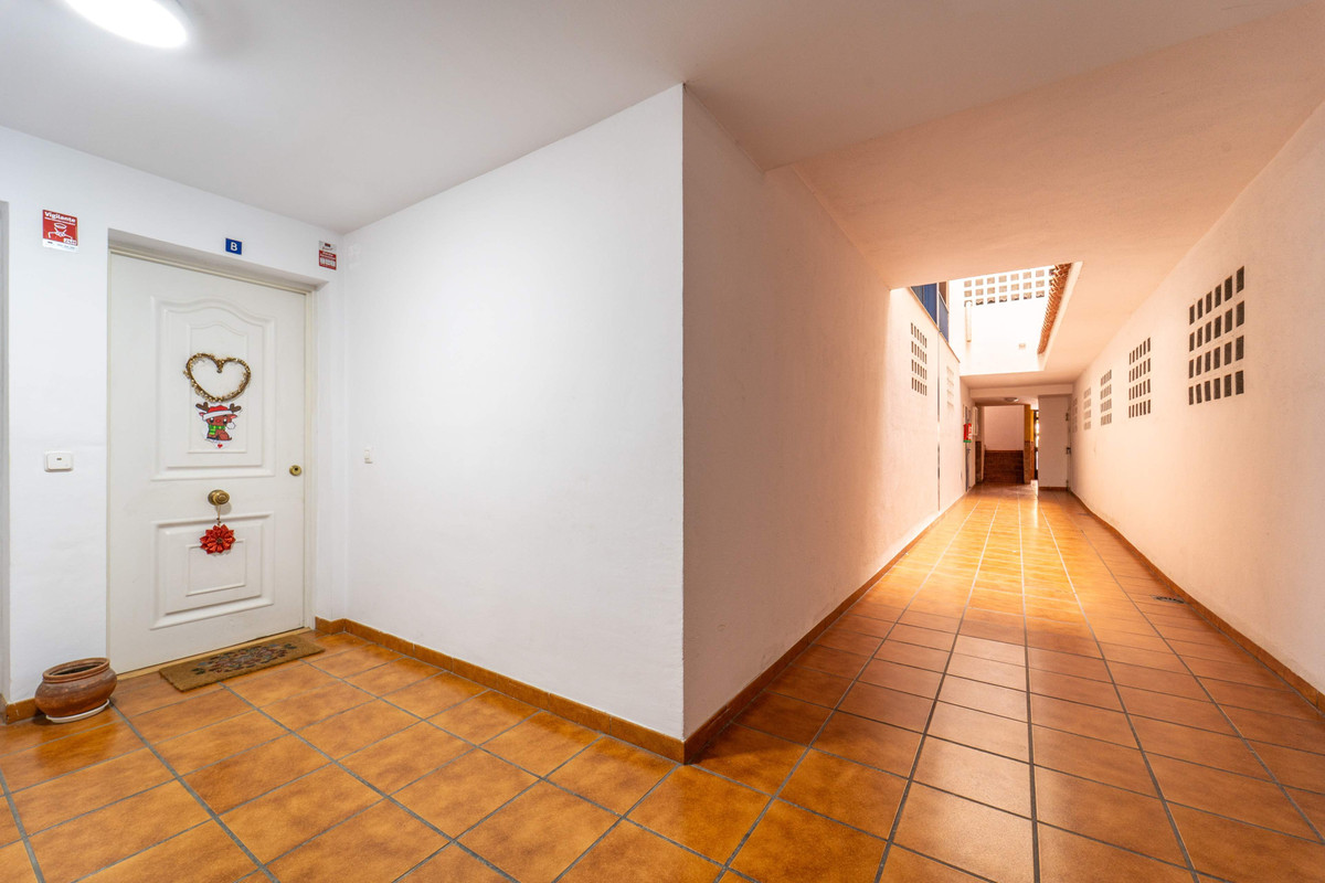 f7c75d3330c36644da71d32ea69a6ca9 - 25