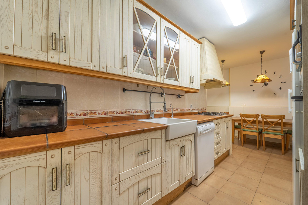 f7c75d3330c36644da71d32ea69a6ca9 - 9