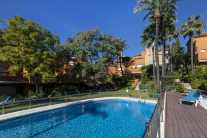 f80706e82cca882f4679ddee3306d7eb - 31