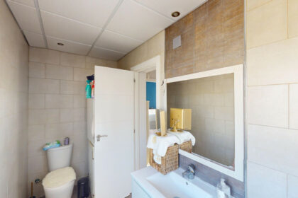 f877f584a91982ad51406e7a1e5e724b - 20