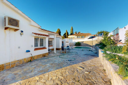 f877f584a91982ad51406e7a1e5e724b - 30