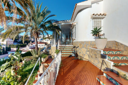 f877f584a91982ad51406e7a1e5e724b - 37