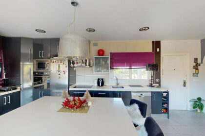 f877f584a91982ad51406e7a1e5e724b - 4