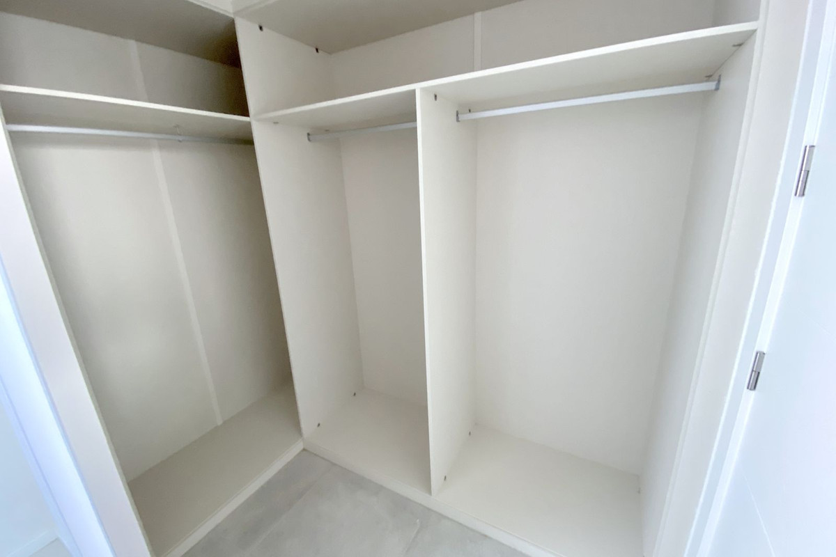 f984c958bf5211a4767b9ff9c56f33b6 - 10