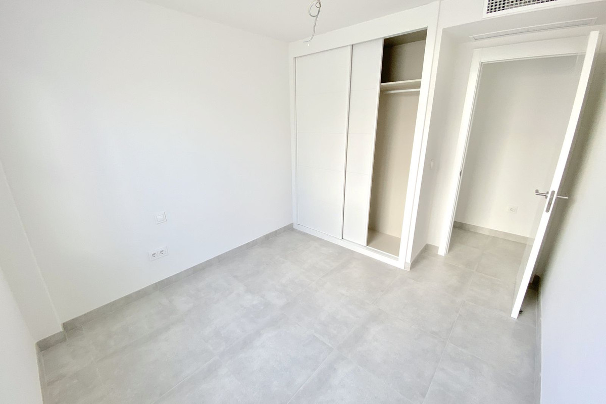 f984c958bf5211a4767b9ff9c56f33b6 - 13