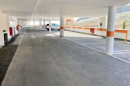 f984c958bf5211a4767b9ff9c56f33b6 - 19