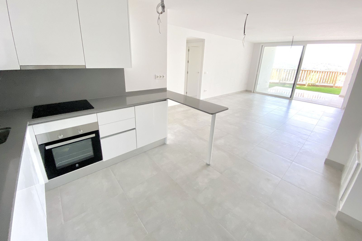 f984c958bf5211a4767b9ff9c56f33b6 - 4