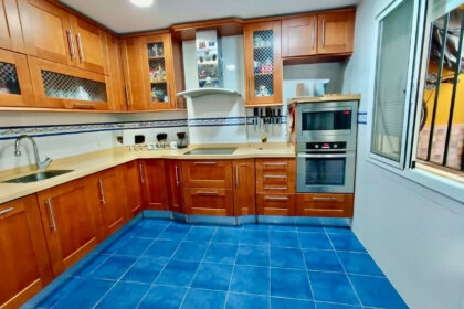 fb35c20f63f93aaafbebcabd09c2875e - 11