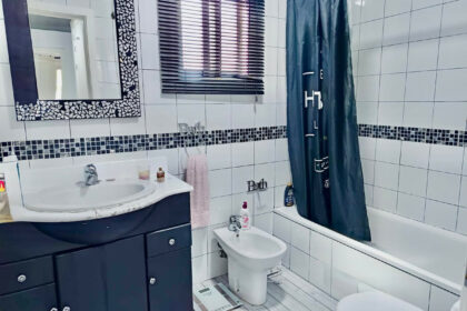 fb35c20f63f93aaafbebcabd09c2875e - 23