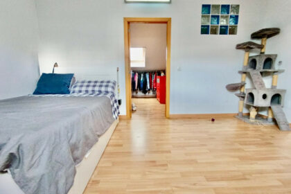 fb35c20f63f93aaafbebcabd09c2875e - 27