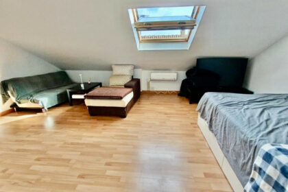 fb35c20f63f93aaafbebcabd09c2875e - 28