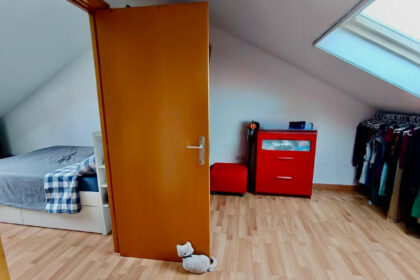 fb35c20f63f93aaafbebcabd09c2875e - 30